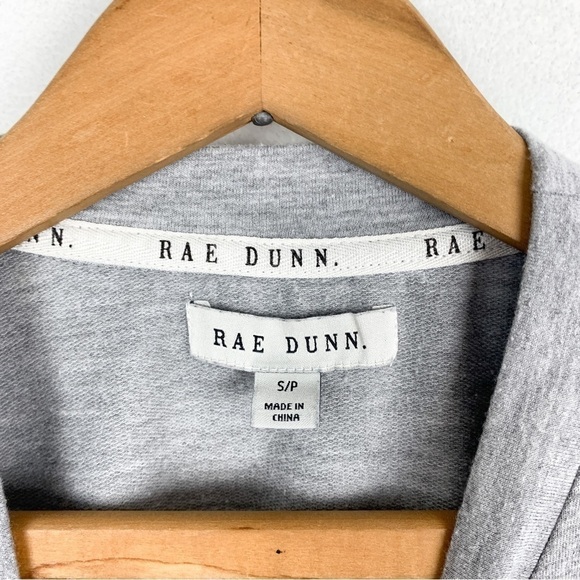 RAE DUNN Boss Lady Gray Crewneck Sweatshirt Sz S - Picture 4 of 6